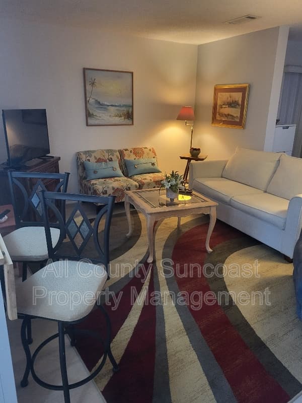 St.Petersburg Condo: 5970 80th St N #407