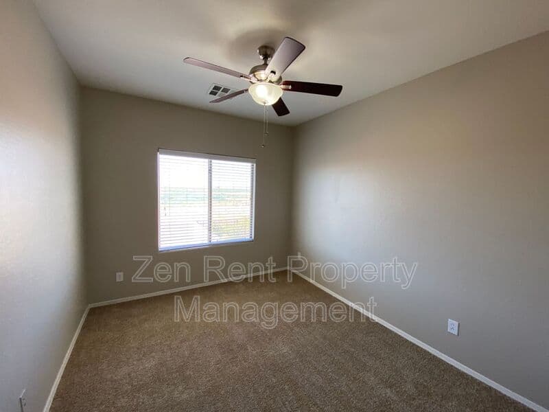 Maricopa House: 36971 W Oliveto Ave