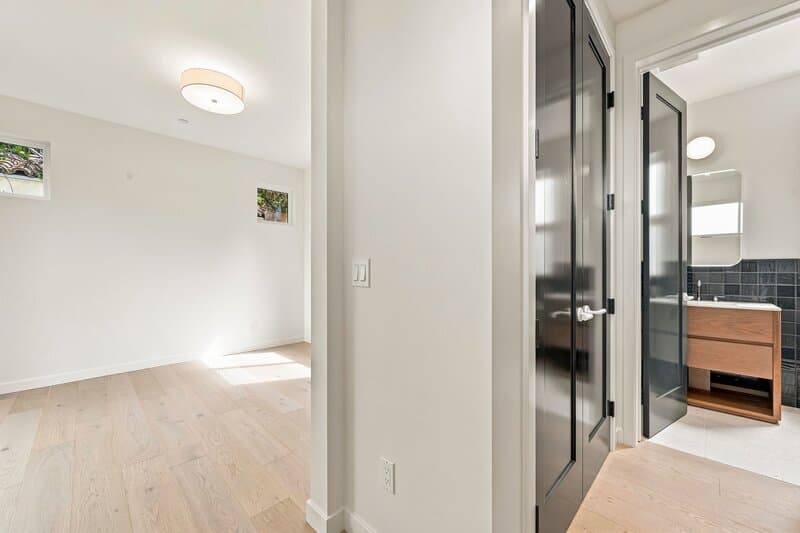 Solana Beach House: 424 North Rios Avenue