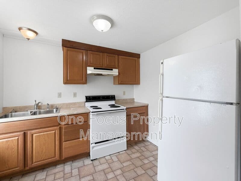 Mill Hall Condo: Rear 259 Main St.