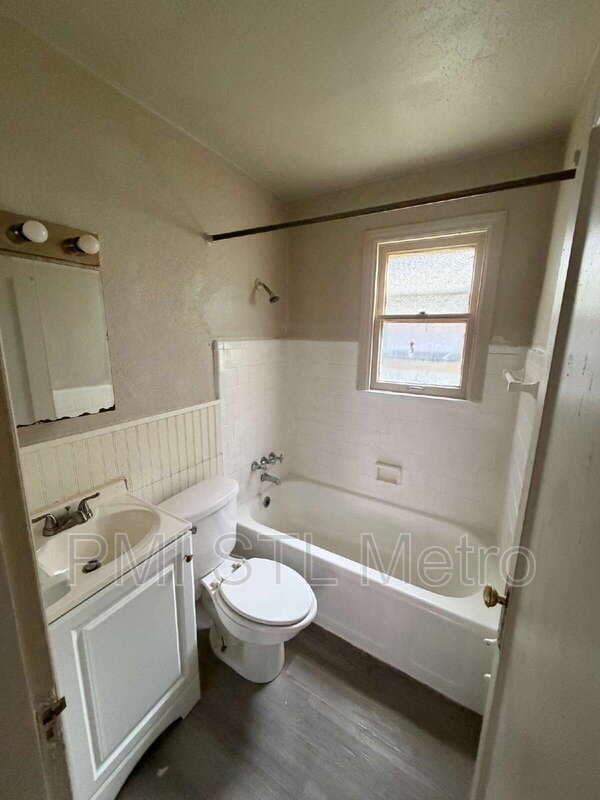 Saint Louis House: 5336 Fletcher Street