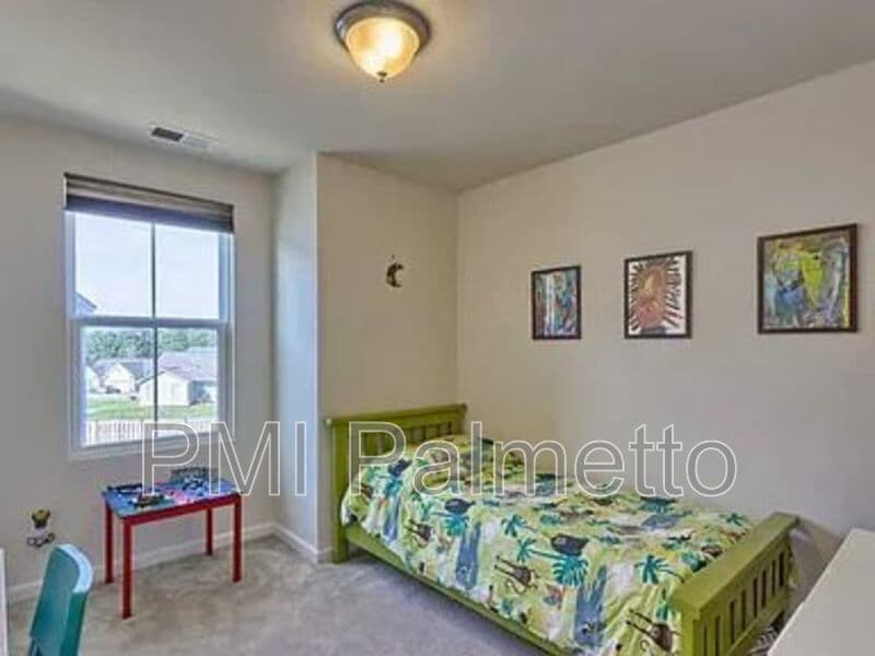 Lexington House: 1218 Denali Ct