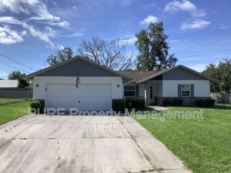 Ocala House: 16 Almond Terrace
