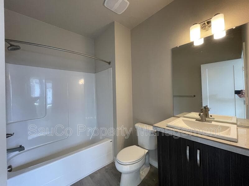 Beaverton House: 17153 SW Woodpecker Ln