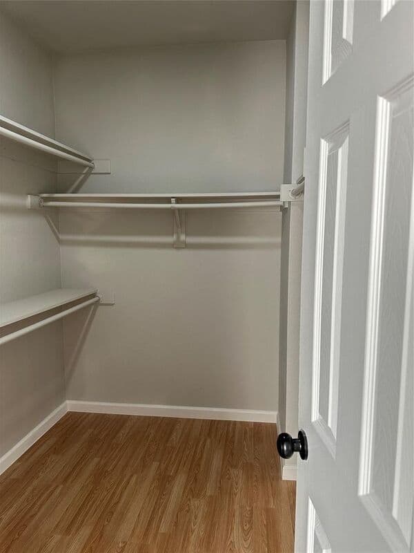 Lewisville House: 800 Pebble Ridge Dr