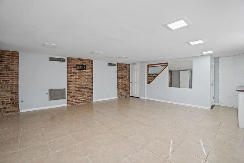 Fredericksburg Condo: 1122 Caroline St