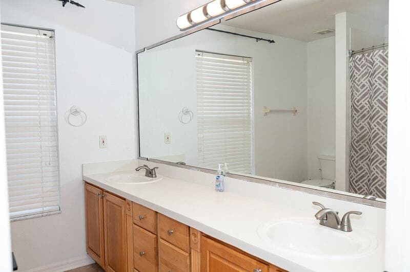Orlando House: 2648 University Acres Drive