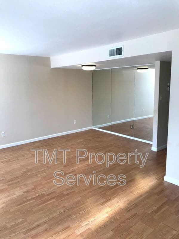 Citrus Heights House: 6503 Donegal Dr