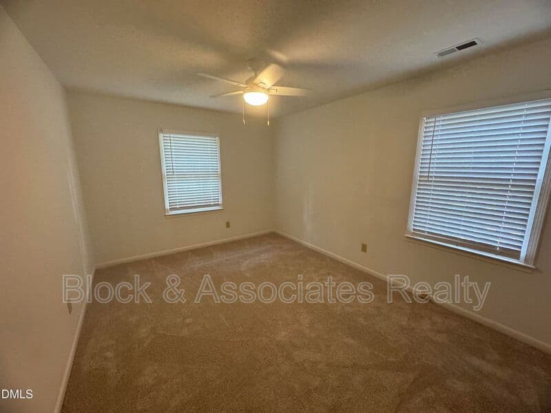 Raleigh House: 3516 Peach Haven Court