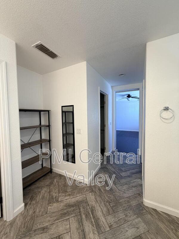 Lathrop House: 108 Hornfels Ave