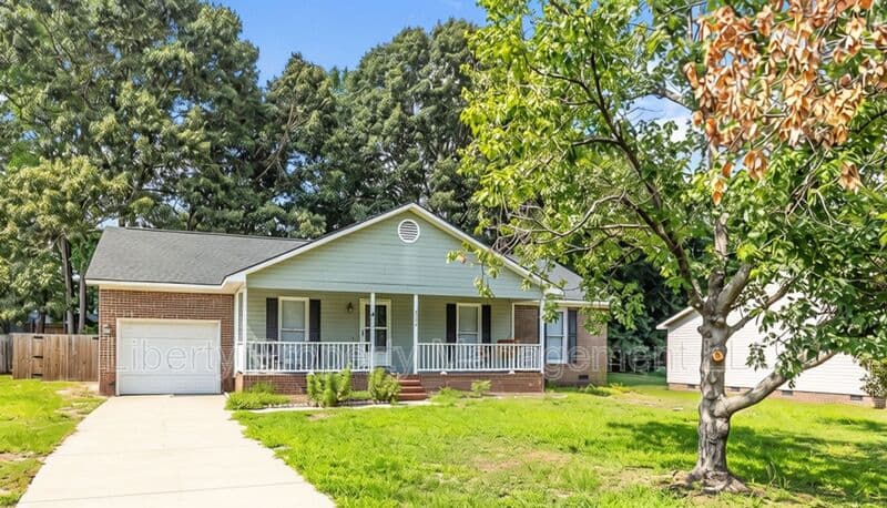 Fayetteville House: 6754 Cedar Chest Ct