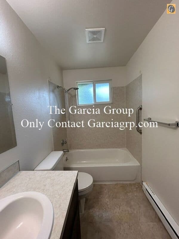 Gresham Condo: 480 SE Vista Ave.