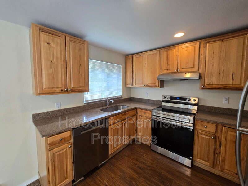 Port Orchard Condo: 1322 Sherman Avenue