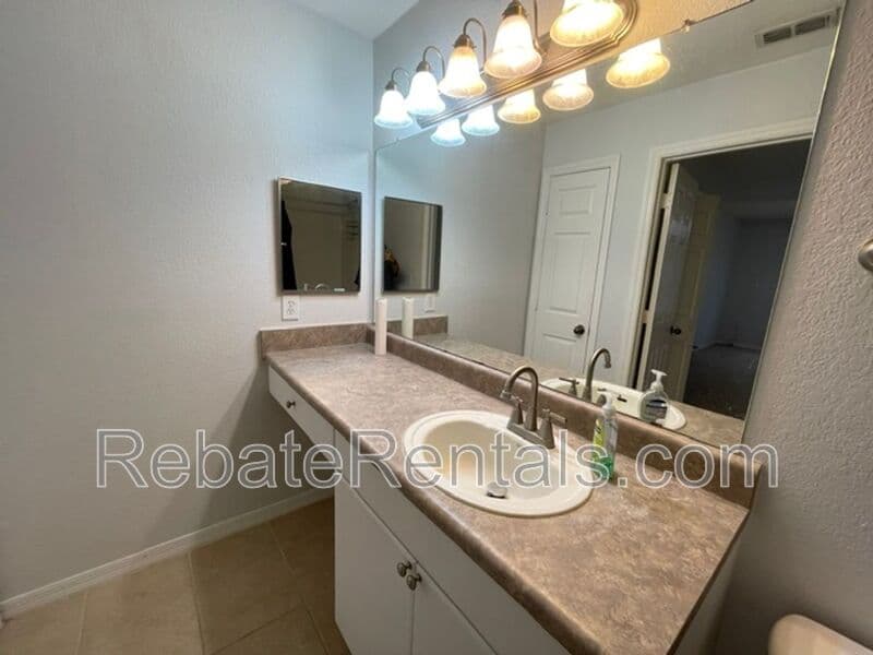 Jacksonville Condo: 10961 Burnt Mill Road