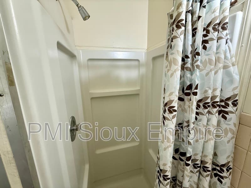 Sioux Falls Condo: 133 S Summit Ave