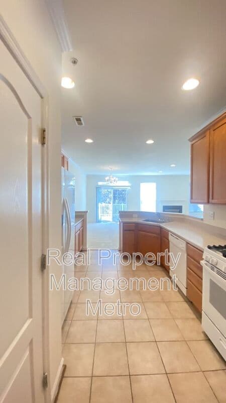 Laurel Townhome: 9717 Evening Bird Ln