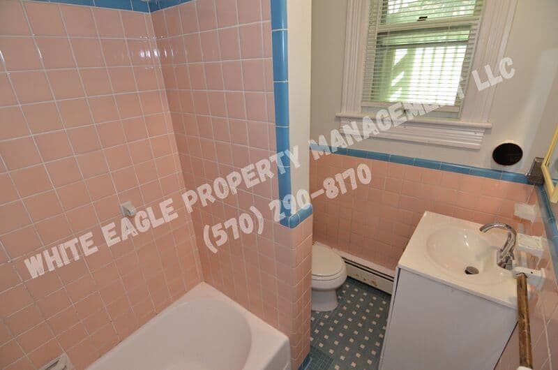 Pittston Condo: 122 Broad St
