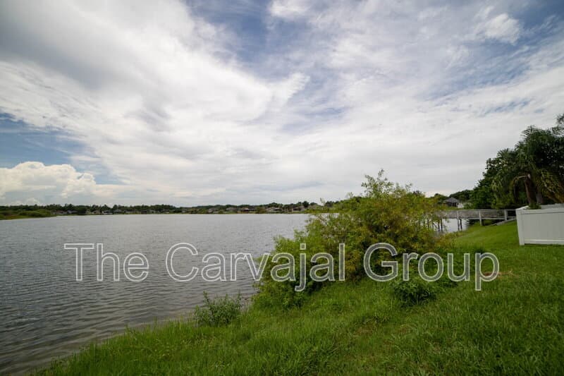Orlando House: 4434 Waterside Pointe Cir