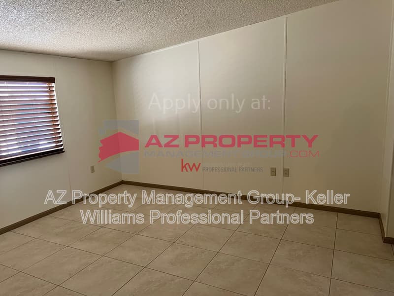Surprise House: 28840 N 168th Ave