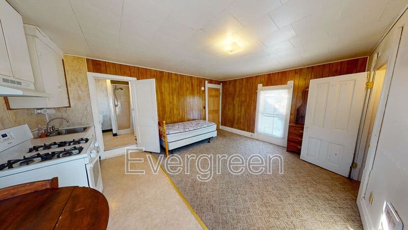 Mercer Condo: 433 Greenville Ave