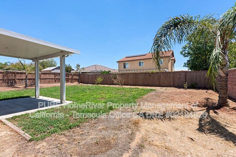 Menifee House: 29055 Emerald Cir.