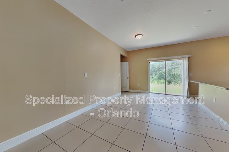 Ocala House: 5017 SW 165th Street Rd