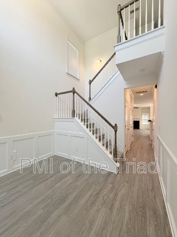 Walkertown Townhome: 2974 York Place Dr