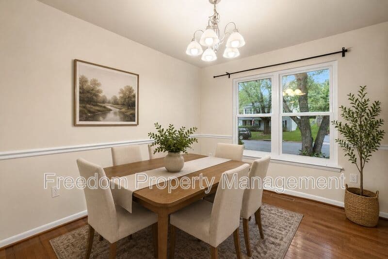 Woodbridge House: 5256 Sudberry Ln
