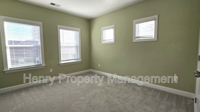 Apex House: 1639 Wimberly Road