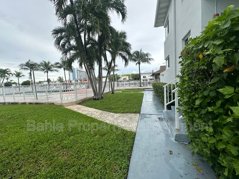 Miami Condo: 7207 Bay Dr