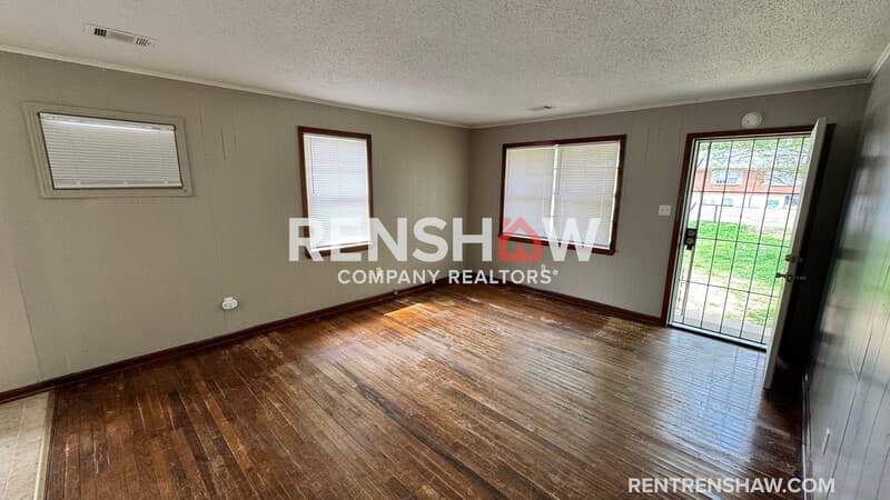 Munford House: 91 Navy Dr