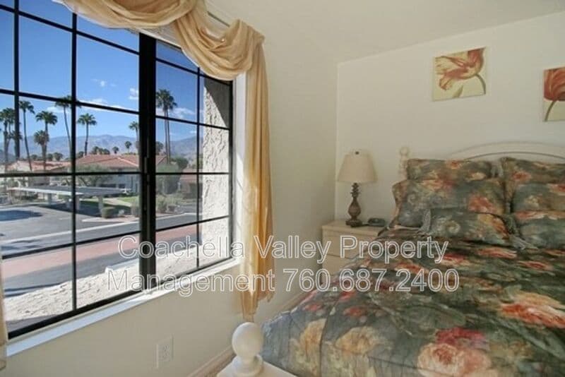 Palm Springs Condo: 500 S. Farrell Drive