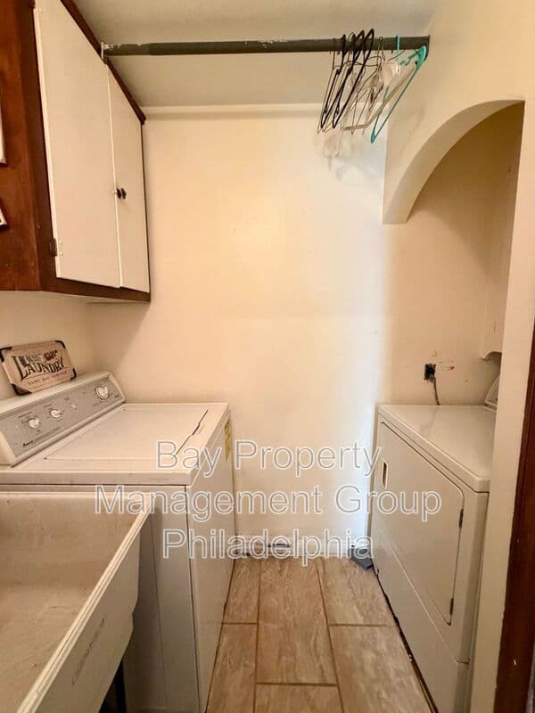 Philadelphia House: 6522 N American St