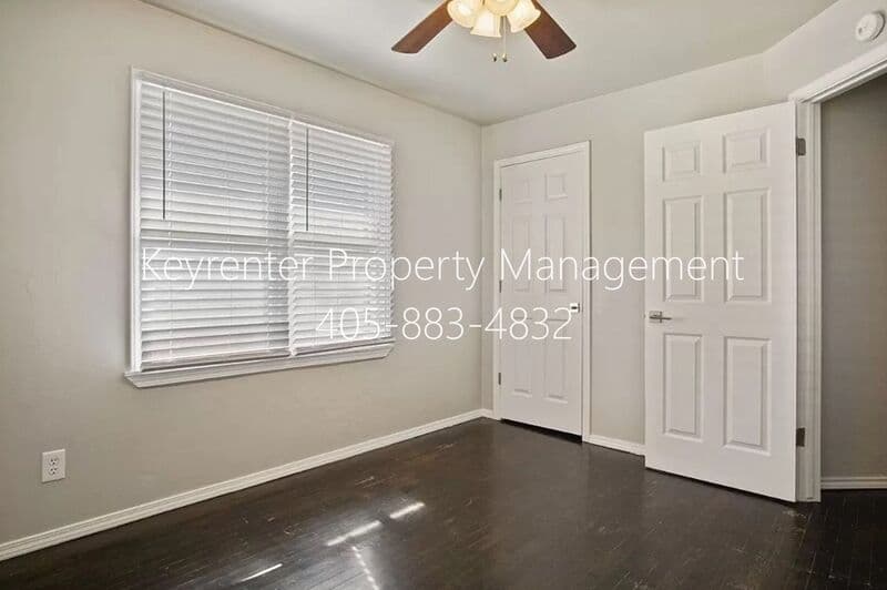 Oklahoma City House: 3937 SW 27th Pl