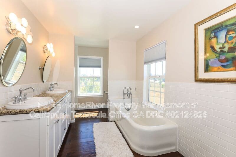 Murrieta House: 36475 Avenida La Cresta