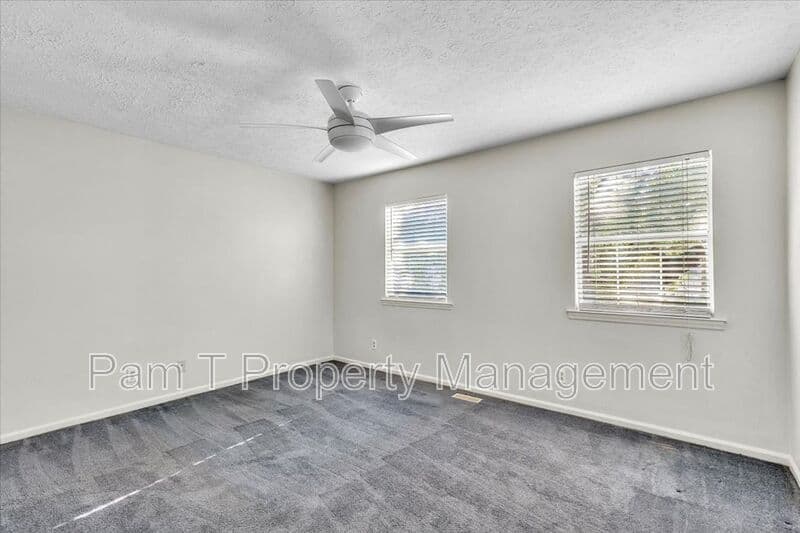 Savannah House: 4 Gunpowder Ct.