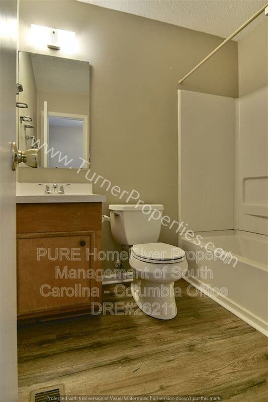 Columbia House: 3800 Plowden Rd