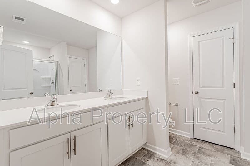 Greer Townhome: 316 Sea Isle Pl