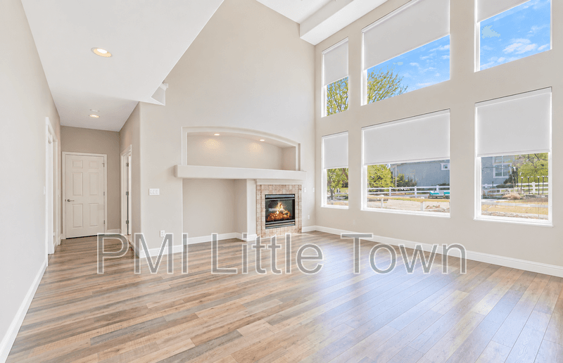 Aurora House: 24646 East Florida Avenue