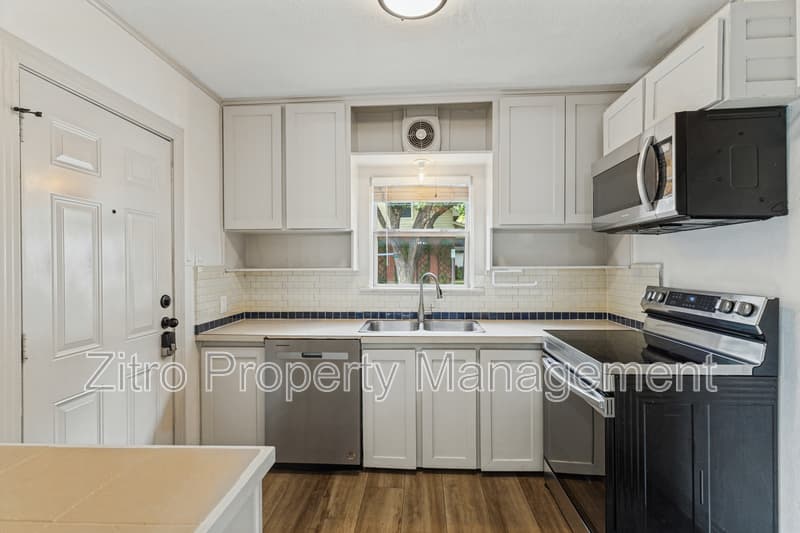 Fort Worth House: 3625 El Campo Ave