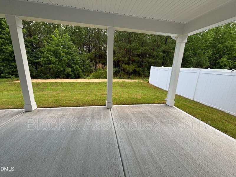 Raleigh House: 5128 Ranger Grove Way