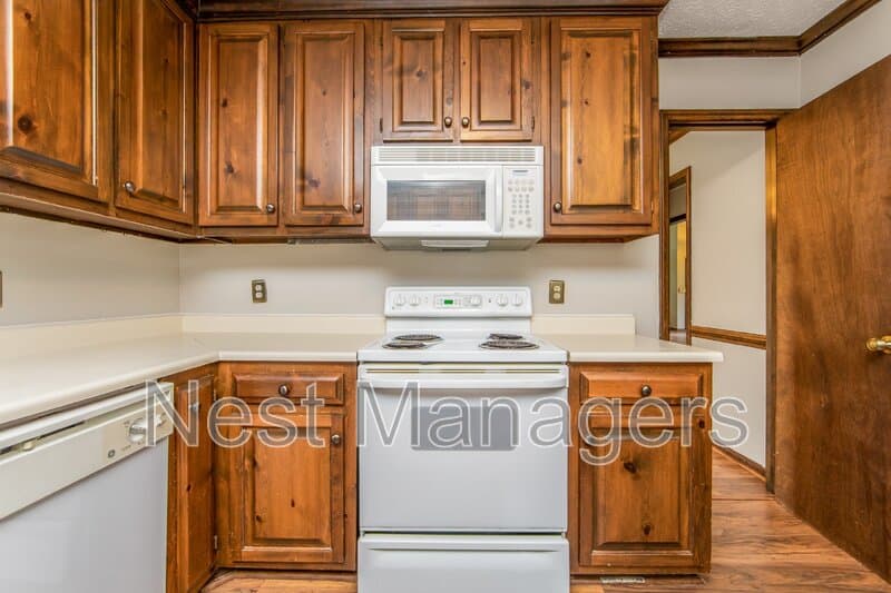Fayetteville House: 3597 Hastings Drive