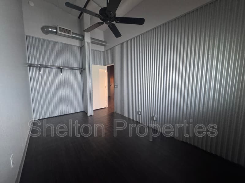 Phoenix Condo: 2121 W Hayward Ave Unit 4