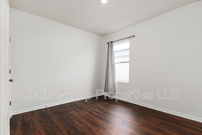Haines City House: 972 Serchio St
