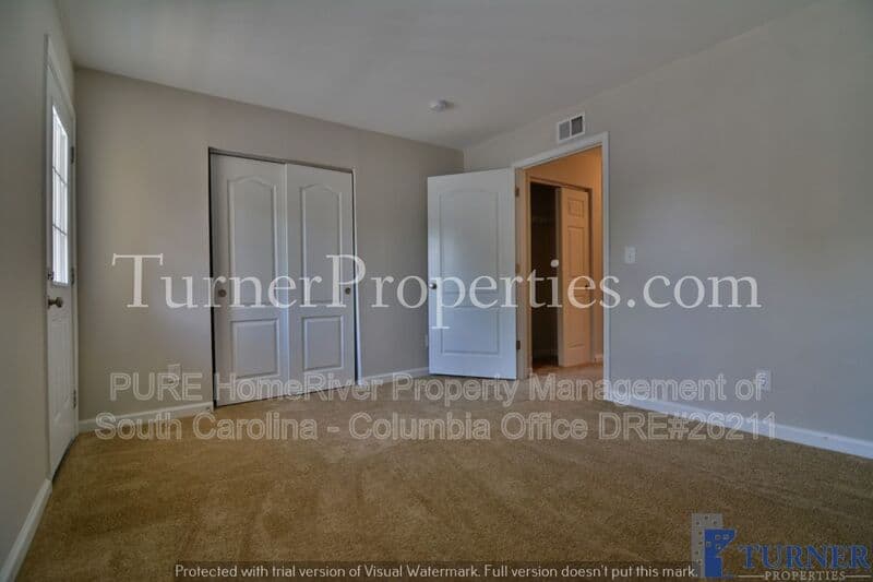 Columbia House: 308 Percival Rd