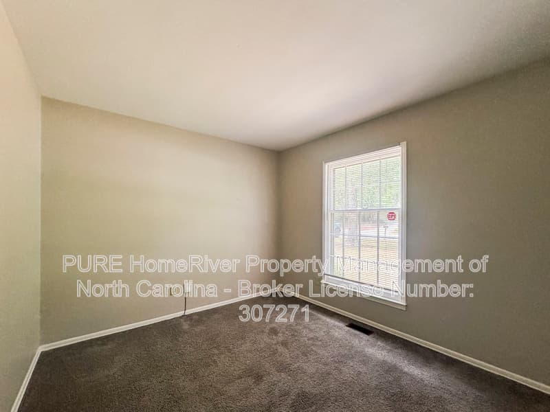 Greensboro House: 5403 Amberhill Dr