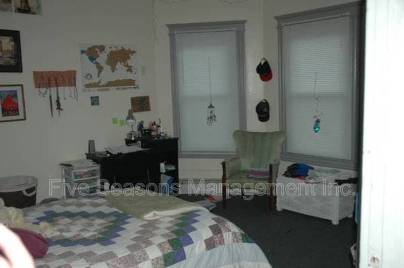 Burlington Condo: 8 Greene St - 3