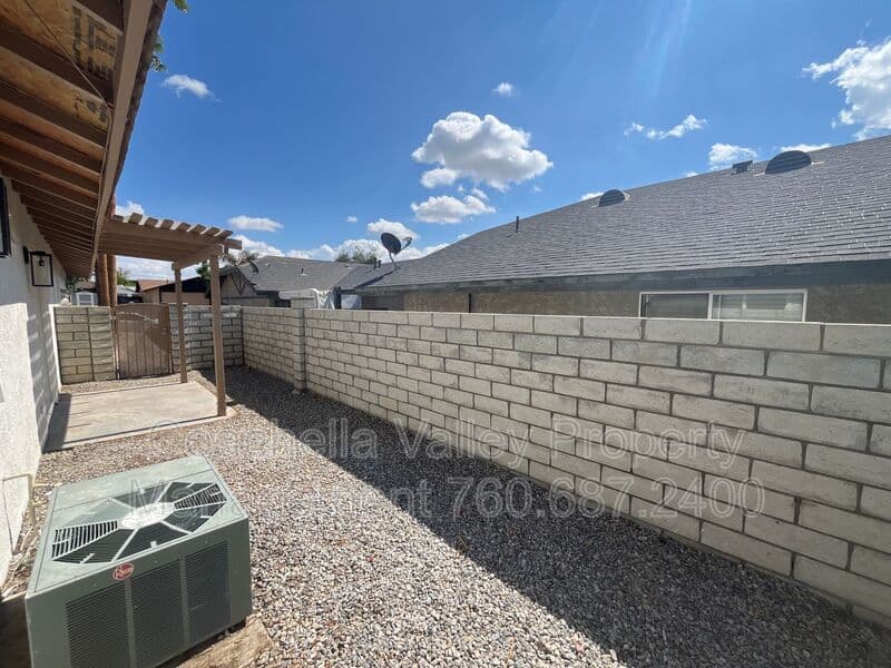 Cathedral City House: 34785 Vaquero Rd 103