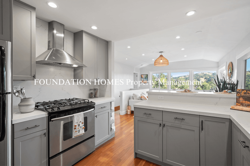 Fairfax House: 223 Scenic Rd.