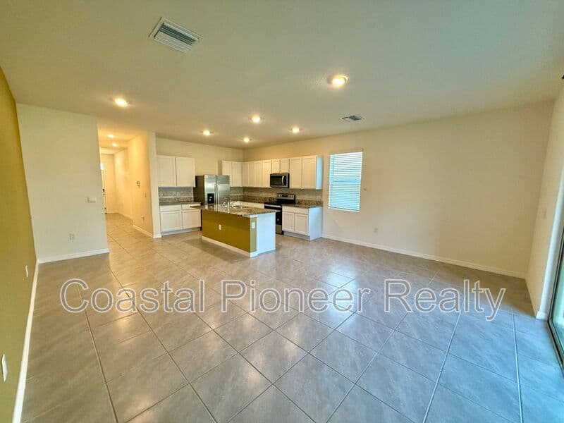 Wesley Chapel Townhome: 34309 Sorrel Mint Dr